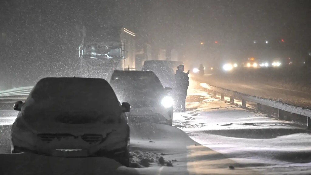 freddo neve auto bloccate svezia