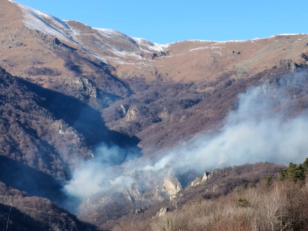 incendio condove piemonte