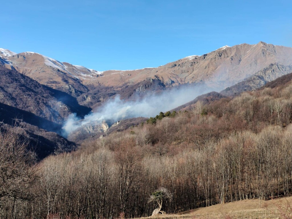 incendio condove piemonte