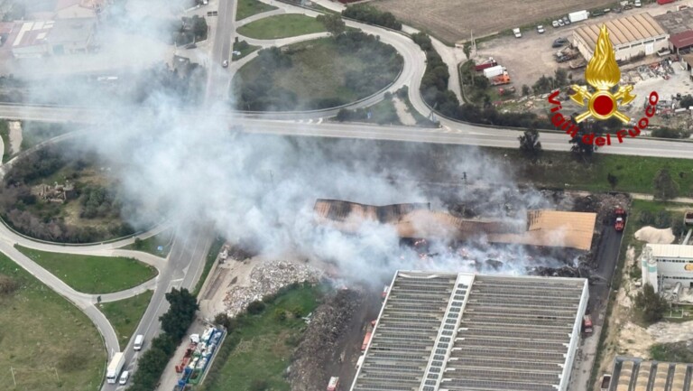 incendio licata