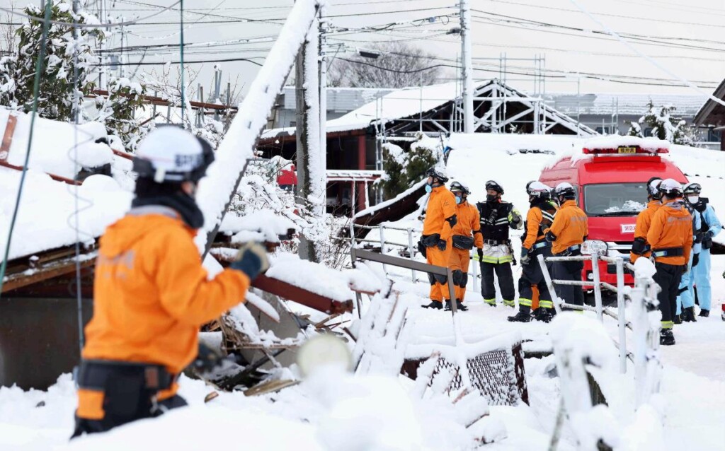 neve giappone terremoto maltempo