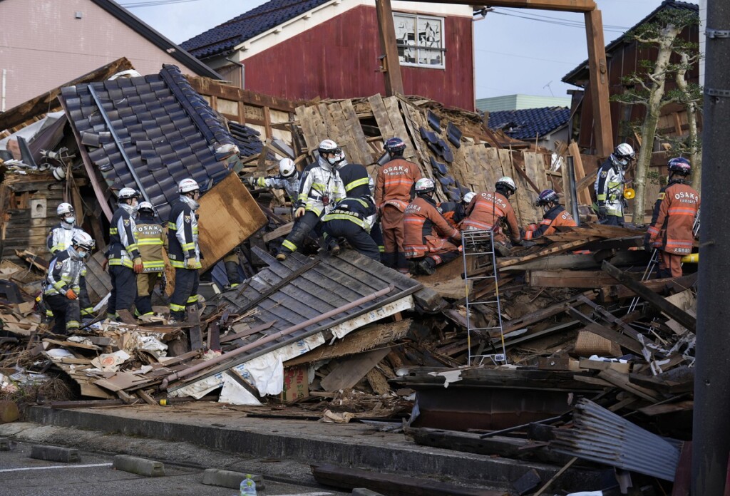 terremoto giappone morti feriti dispersi