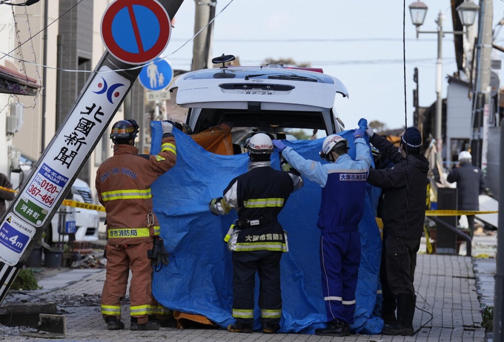 terremoto giappone morti feriti dispersi