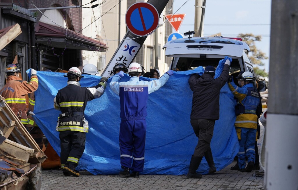 terremoto giappone morti feriti dispersi