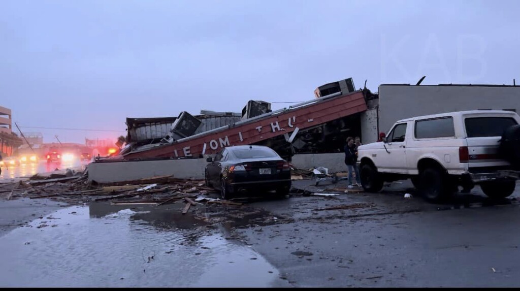 tornado florida