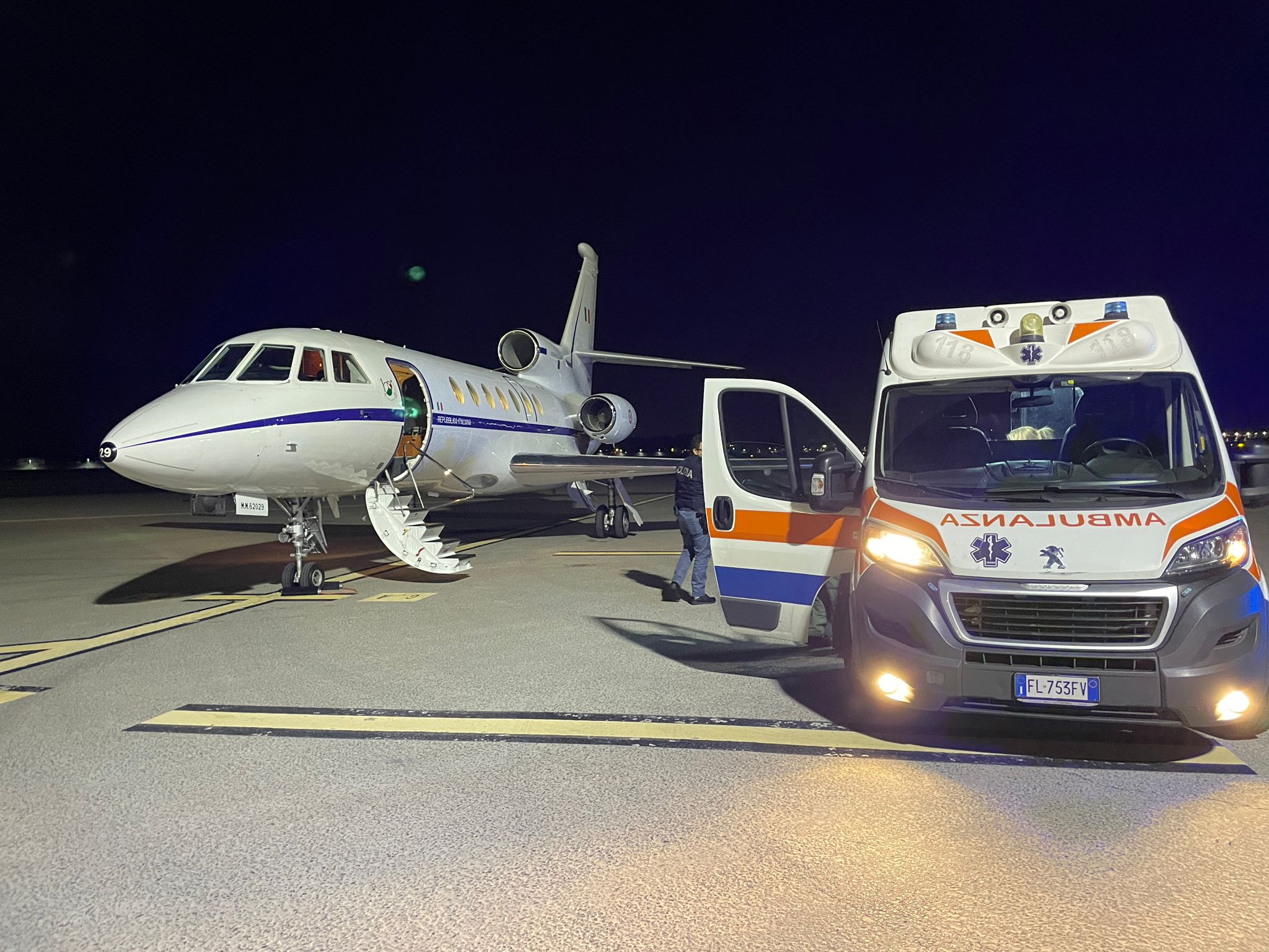 Volo sanitario dell Aeronautica Militare bimba in imminente