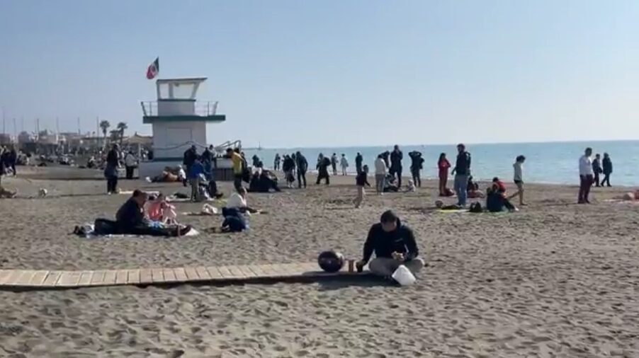 caldo ostia spiaggia litorale romano