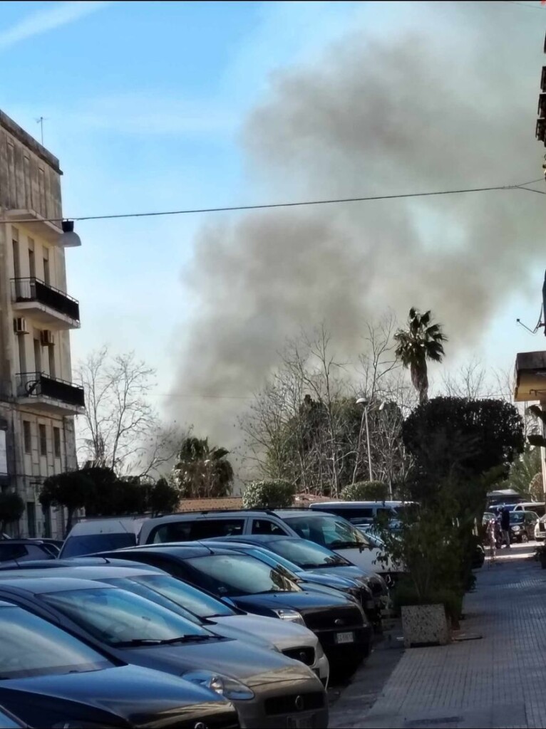 incendio siracusa