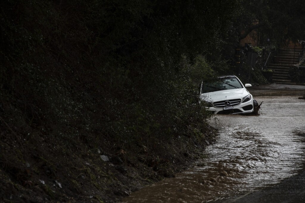 inondazioni alluvioni california frane