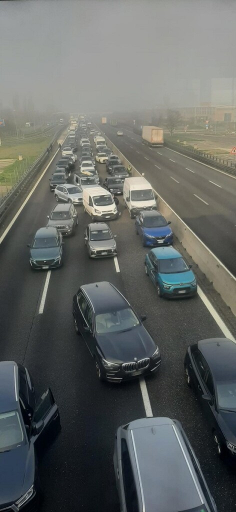 nebbia a1 piacenza parma incidenti