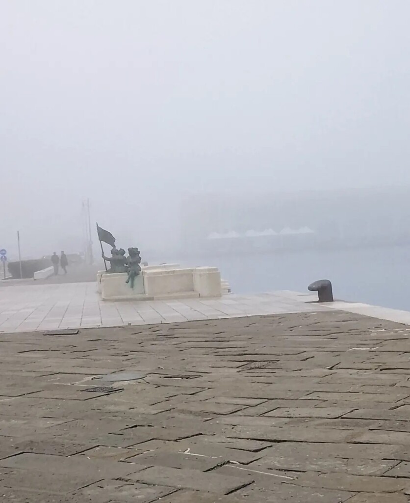 nebbia trieste