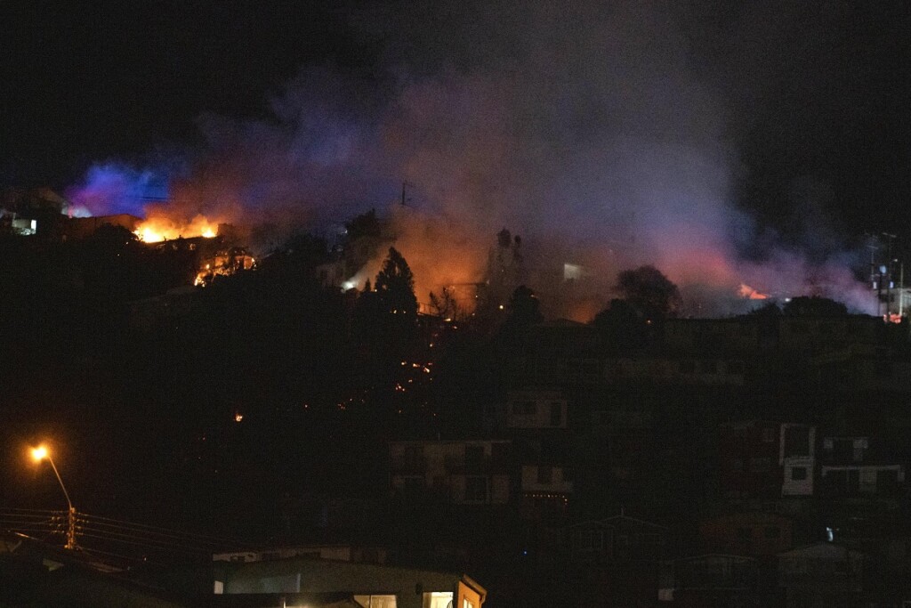 incendi cile valparaiso