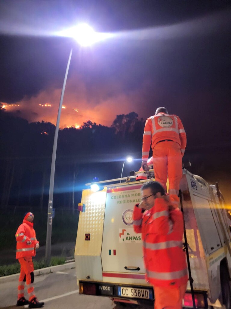 incendio Castellammare del Golfo