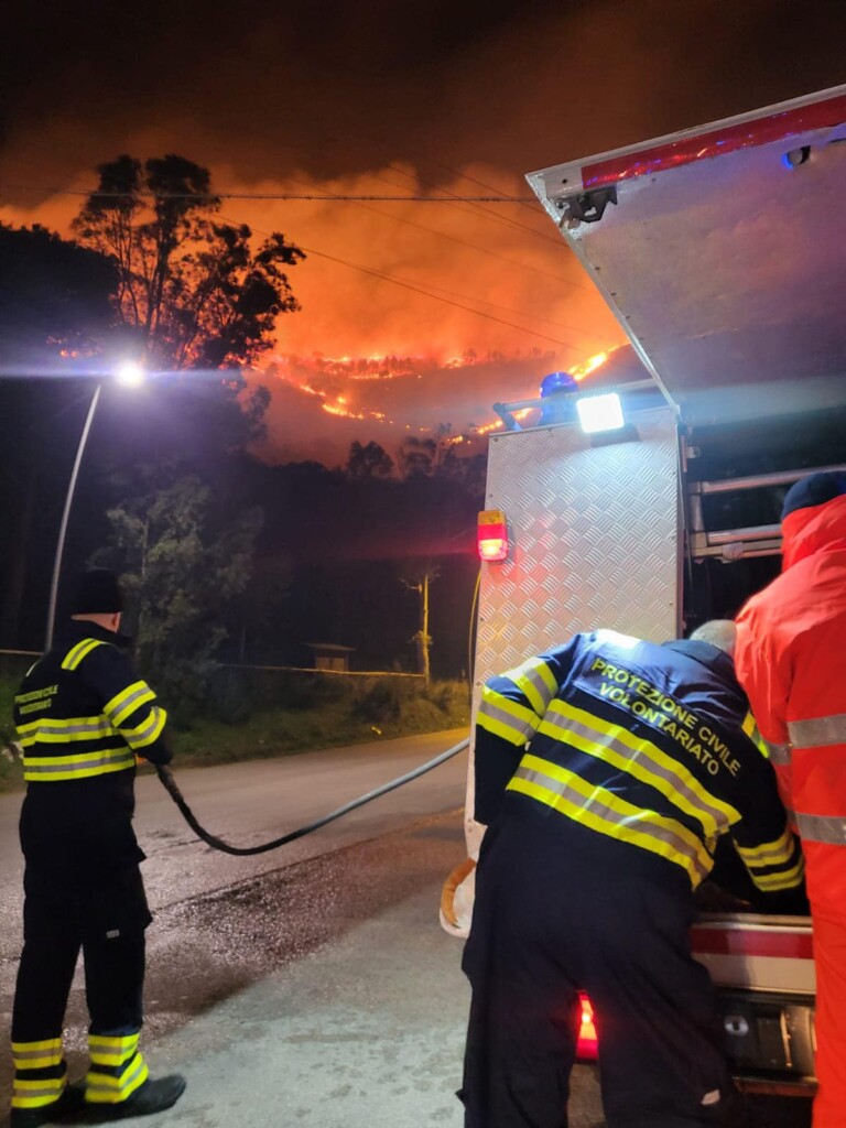 incendio Castellammare del Golfo