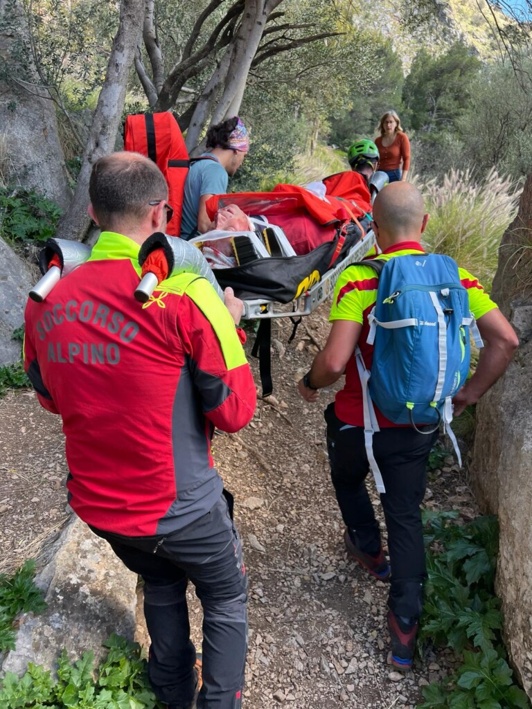 soccorso alpino climber ferito monte pellegrino