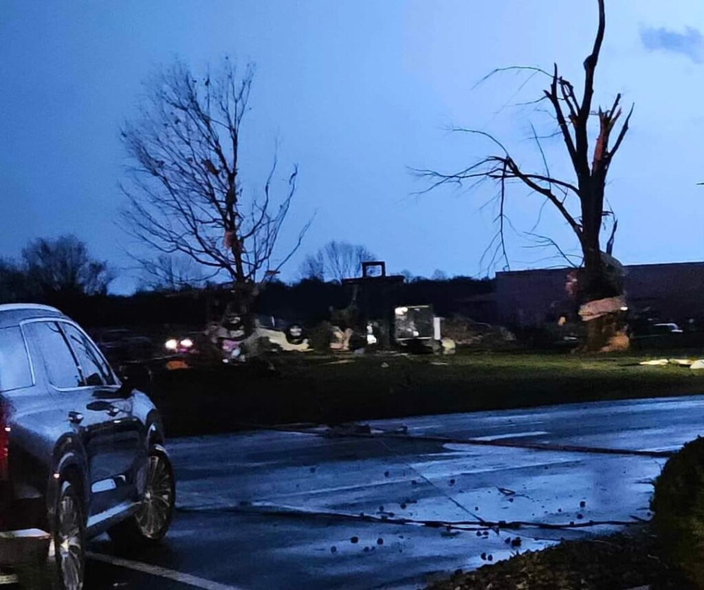 tornado winchester indiana