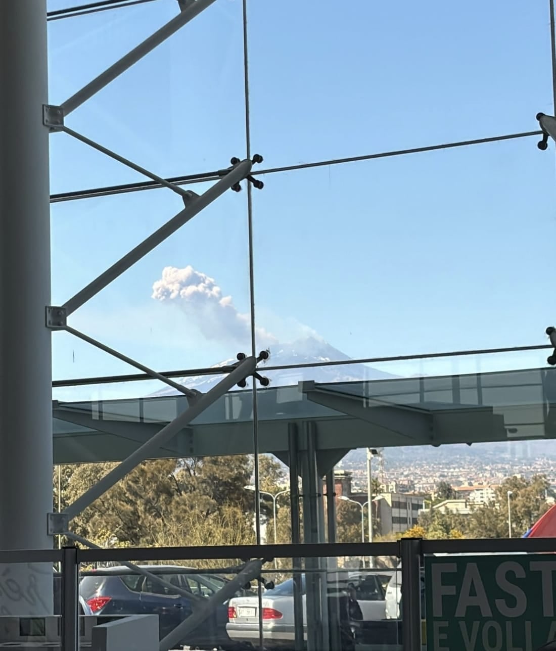 esplosione etna