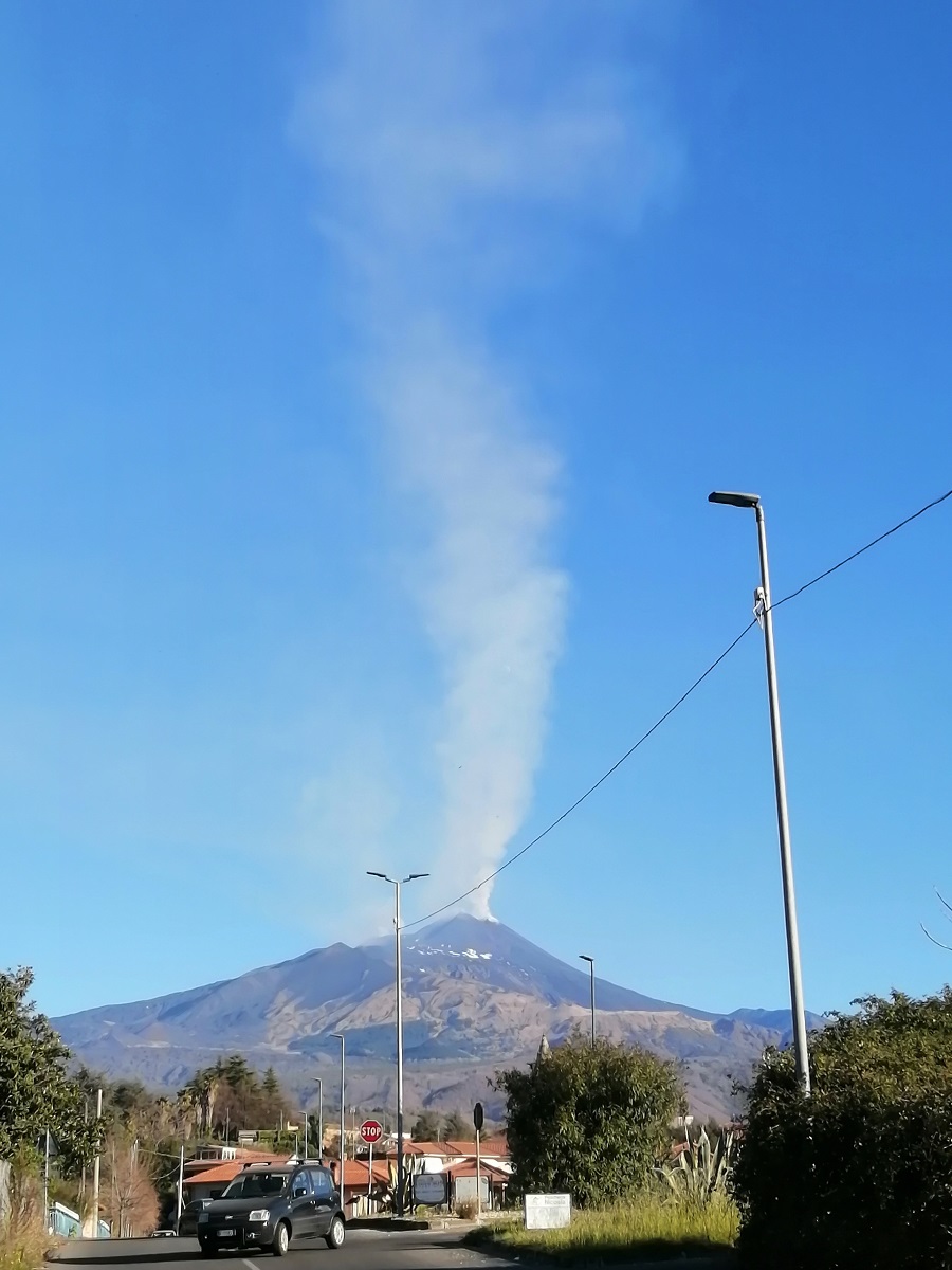 etna oggi