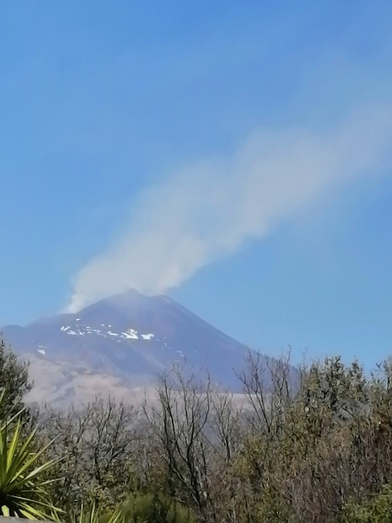 etna oggi