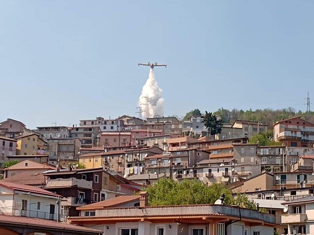 incendi calabria 14 aprile 2024