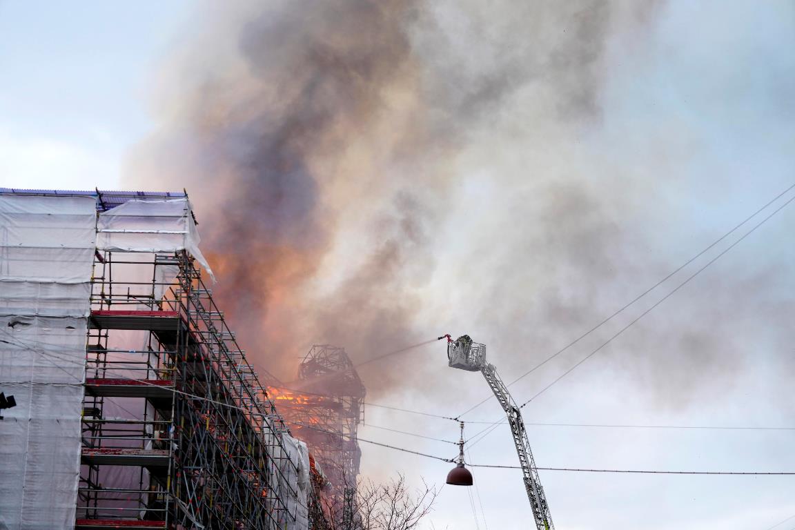 incendio copenaghen borsa