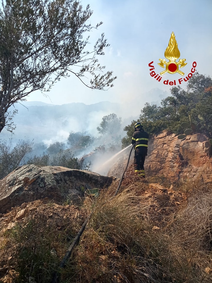 incendio tortolì sardegna