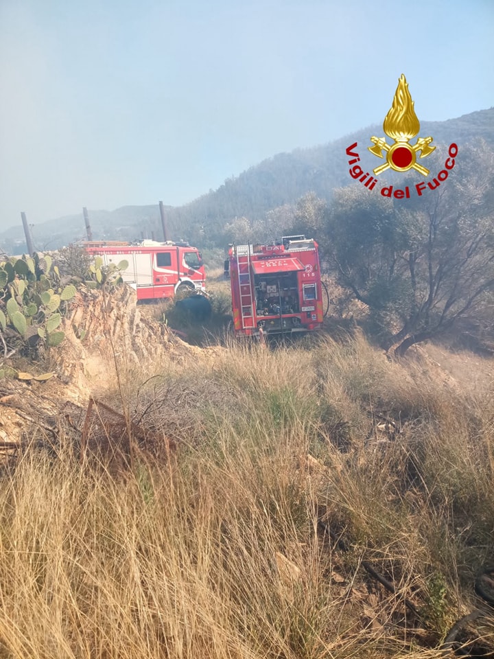 incendio tortolì sardegna