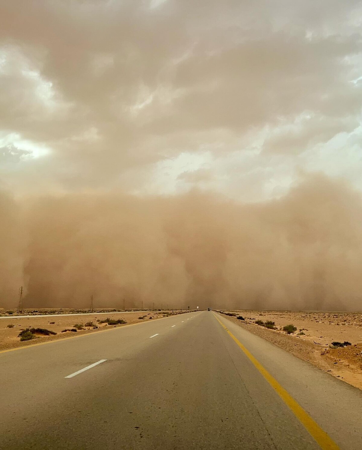 tempesta di sabbia libia