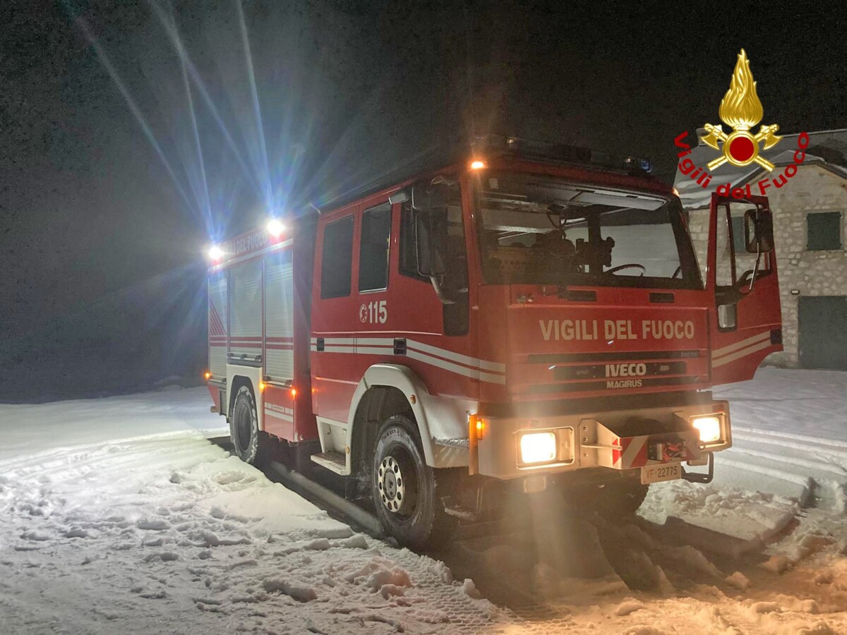 vigili fuoco neve