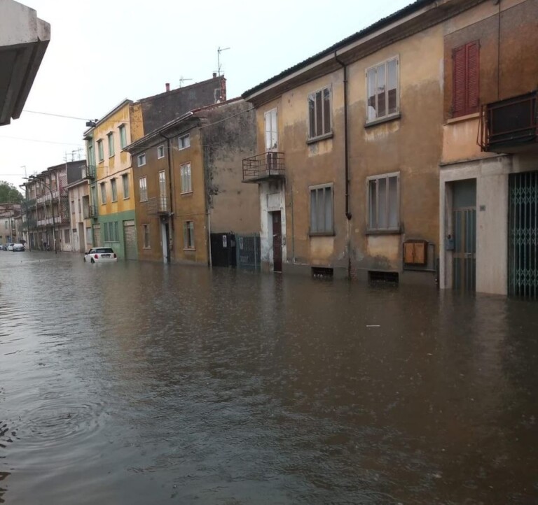 alluvione lampo ostiglia lombardia