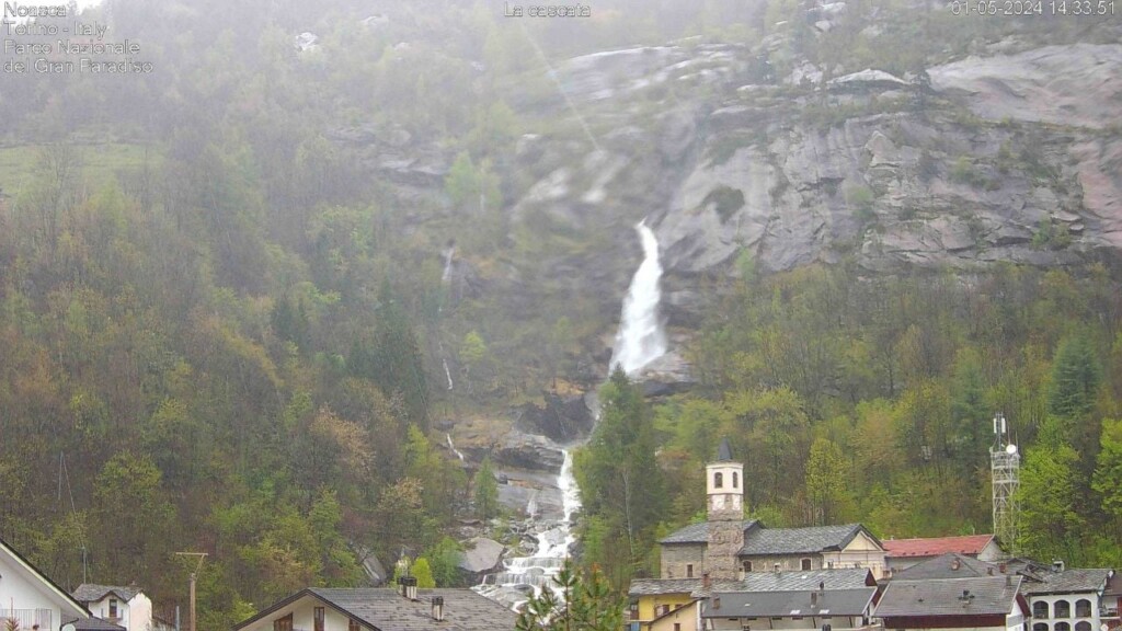 cascata valle dell'orco piemonte