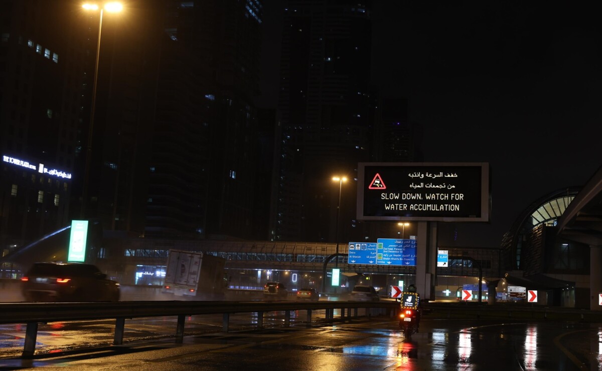 piogge emirati arabi