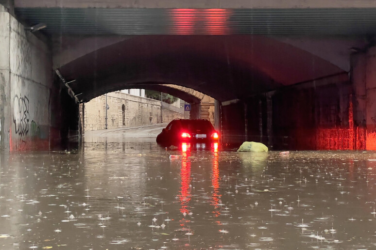 maltempo allagamenti lombardia