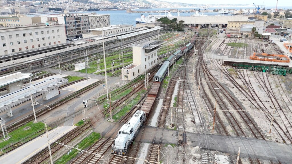 messina imbarco treni stretto