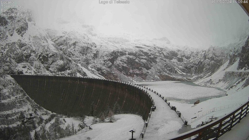 neve lago teleccio piemonte