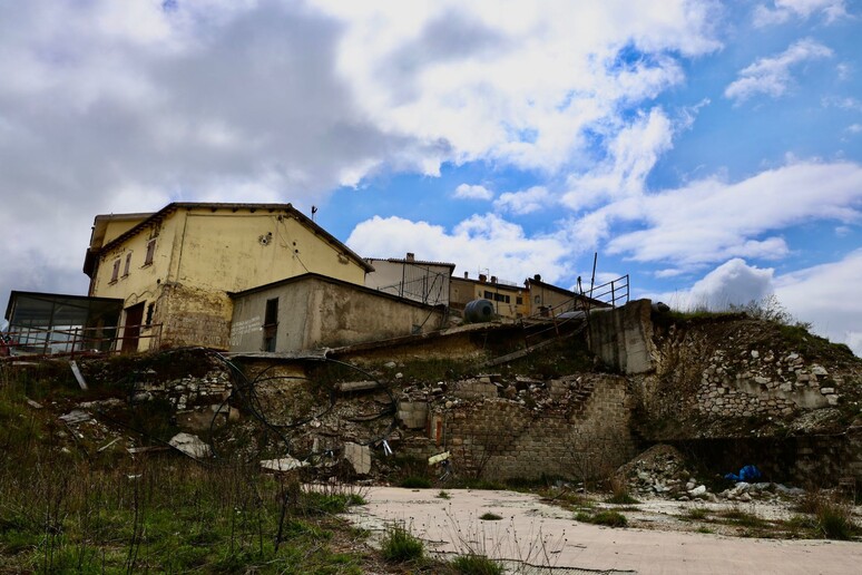 ricostruzione castelluccio di norcia