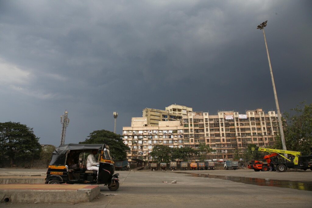 tempesta di polvere mumbai