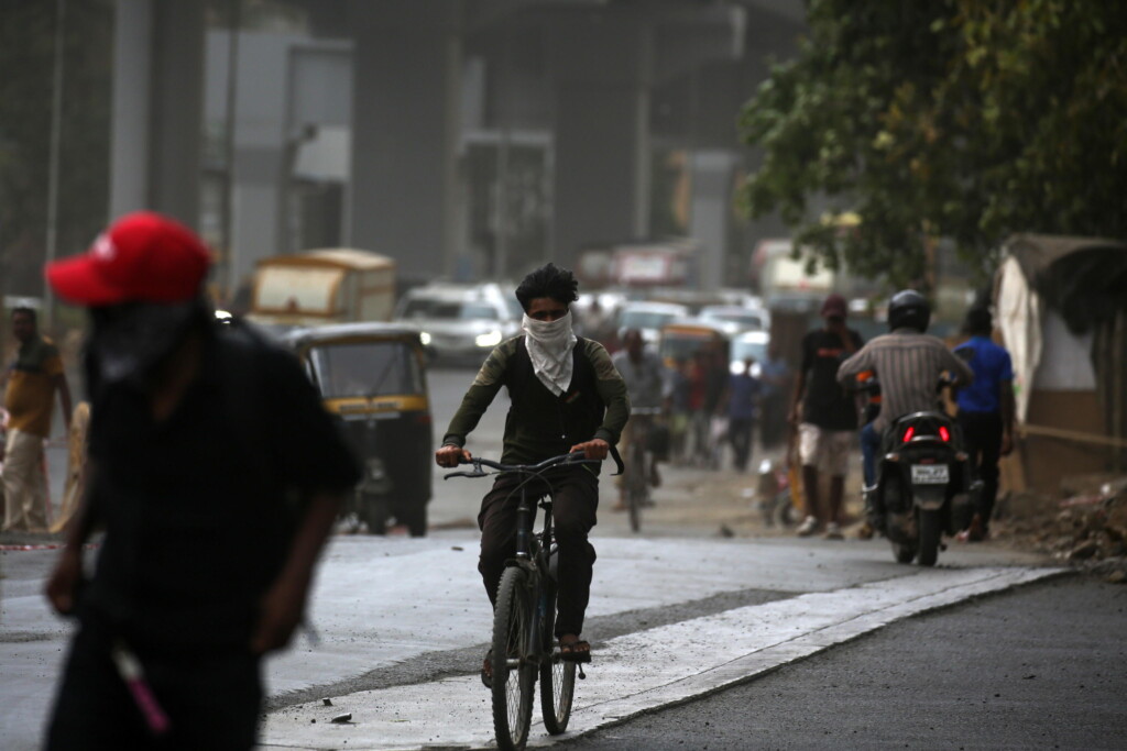 tempesta di polvere mumbai