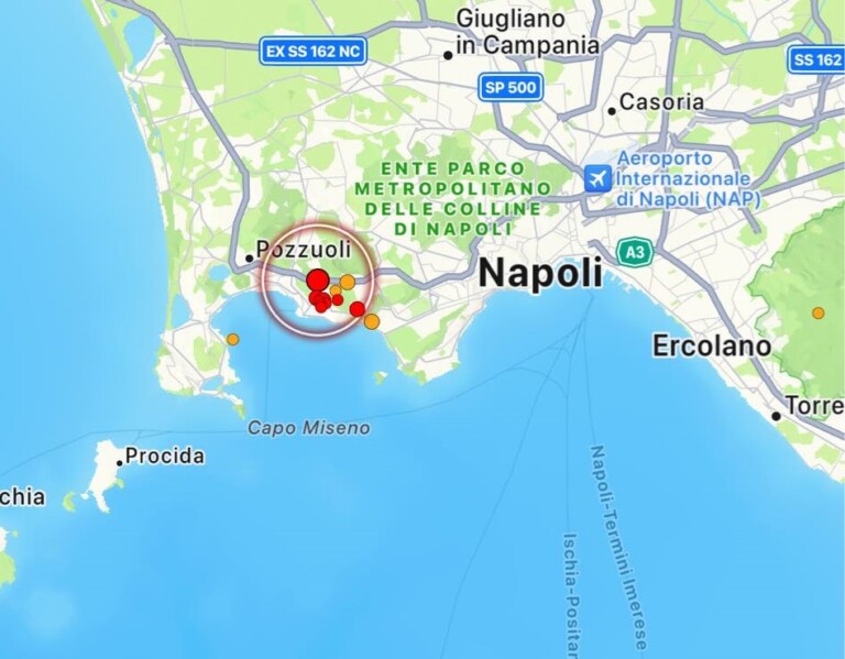 terremoto pozzuoli campi flegrei