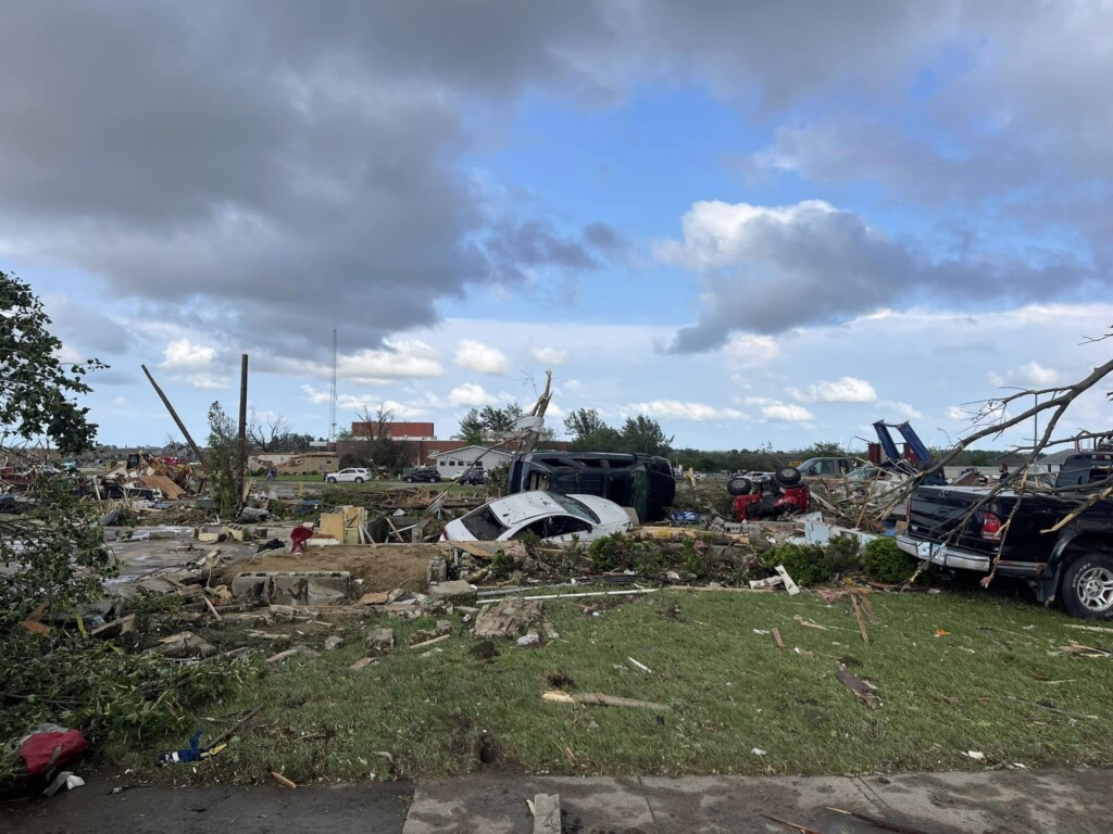 tornado iowa usa