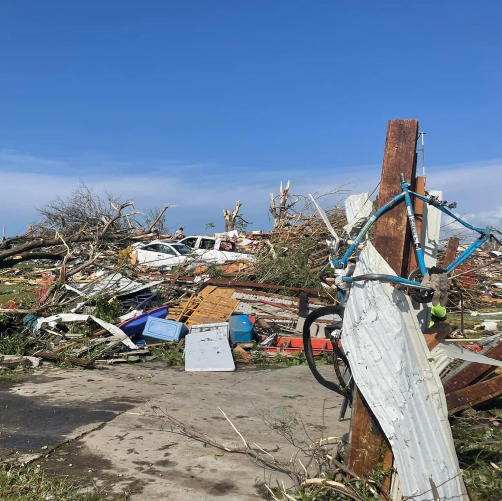 tornado iowa usa