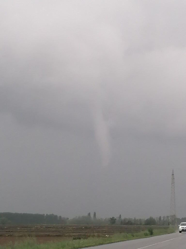 tornado robbio lombardia