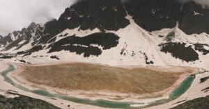 Lago Grande di Viso sabbia sahara scioglimento neve