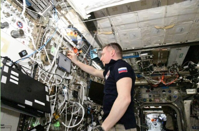 esperimenti sulla ISS