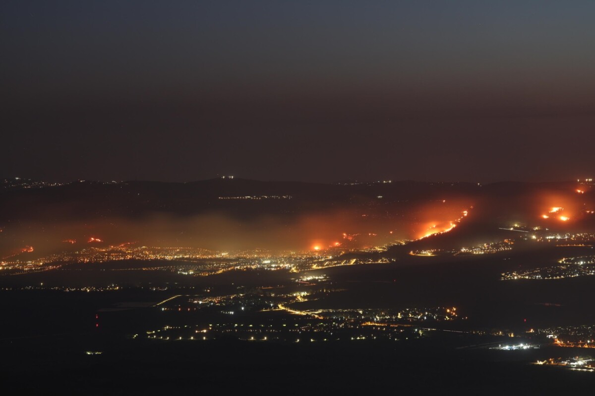 incendi israele razzi