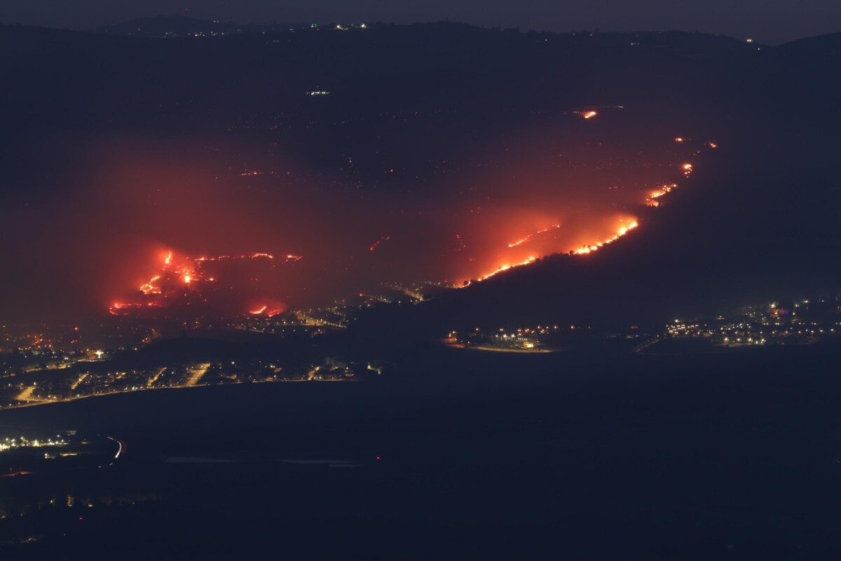 incendi israele razzi