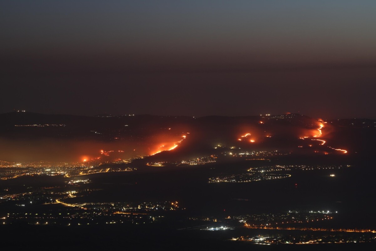 incendi israele razzi