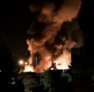 incendio ancona baraccola