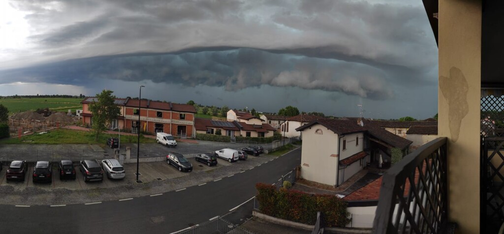 shelf cloud dovera (CR)