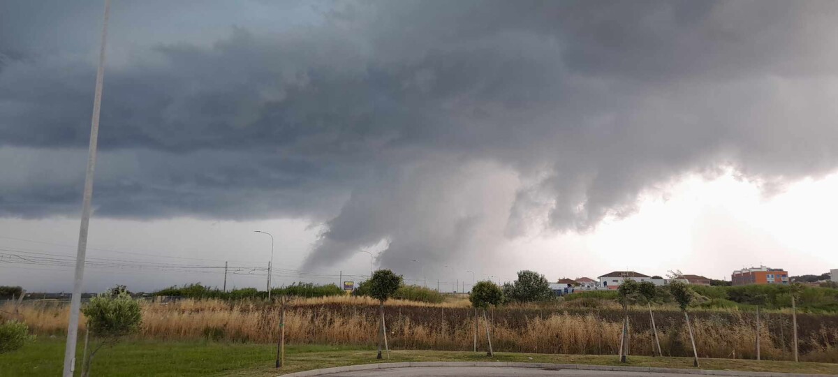 temporale civitanova marche